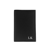 Reisepass-Hülle aus genarbten Leder in schwarz von Mersor Studio